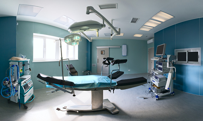 Минфин и Минздрав договорились изменить систему финансирования лечения украинцев за рубежом