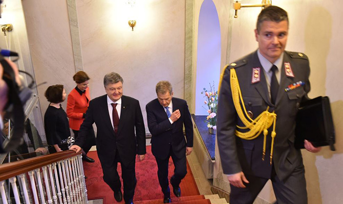 Украина готова присоединиться к работе Центра по противодействию гибридным угрозам в Хельсинки, - Порошенко