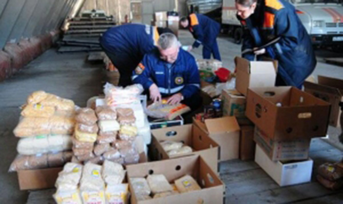 На Донбасс проследовали 30 грузовиков с гумпомощью от ООН