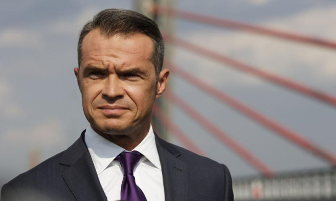 Укравтодору не хватает денег на ремонт дорог, — Новак