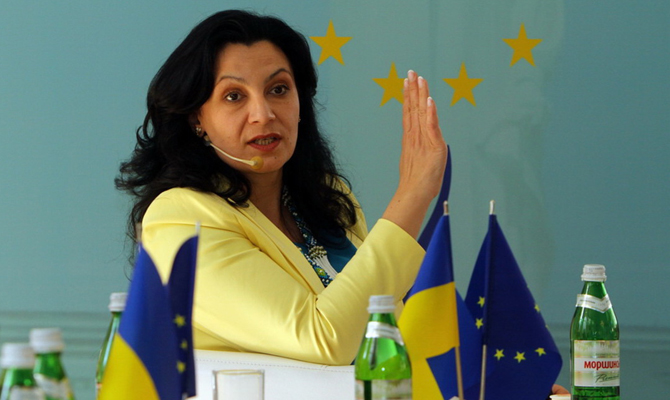 Еврокомиссия обещает увеличить квоты на украинскую продукцию