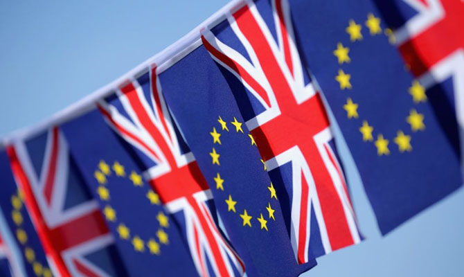 Парламент Шотландии проголосовал против запуска Brexit