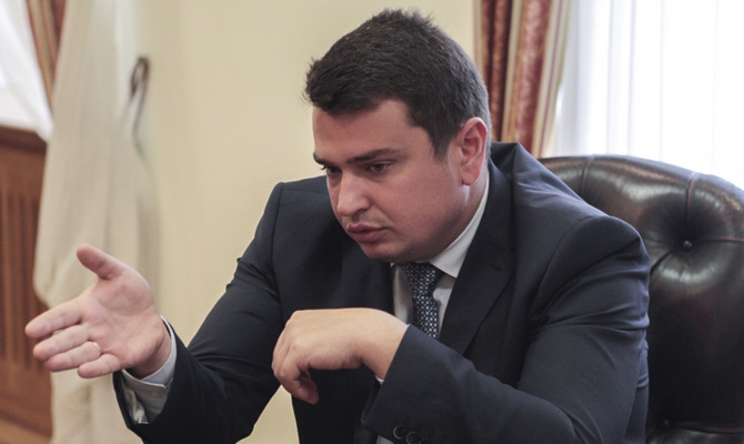 В феврале глава НАБУ заработал свыше 135 тысяч гривен