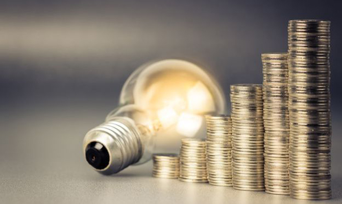 НКРЭКУ решила не повышать оптовую цену на э/энергию в апреле