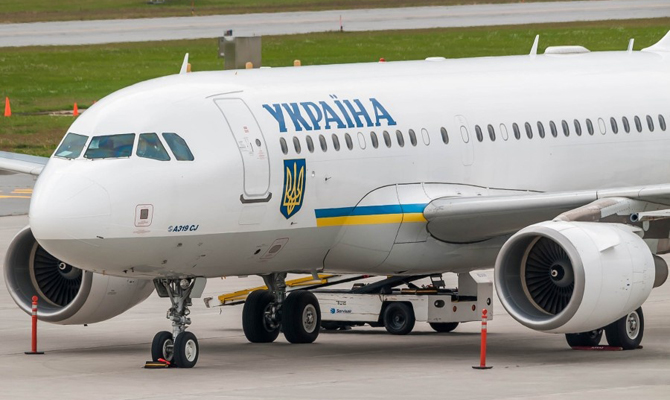 На перелеты Порошенко потратят 35,4 млн гривен в 2017