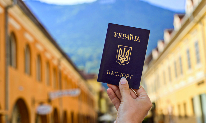 Рада приняла 144 «безвизовых» закона