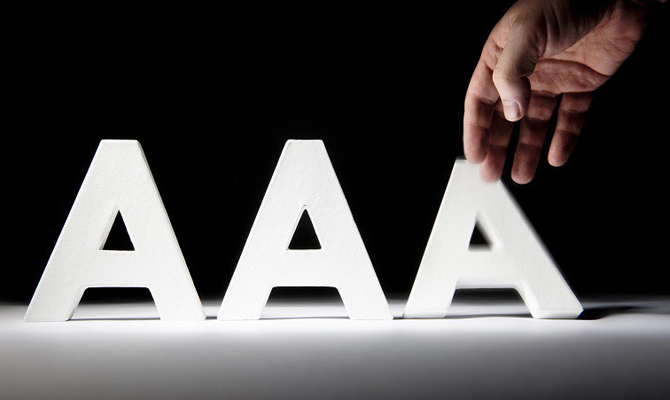 Fitch подтвердило рейтинг США на максимальном уровне