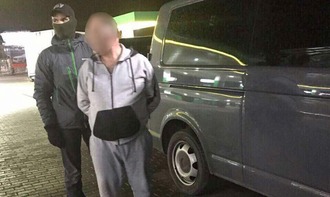 Начальника подразделения Нацполиции поймали на взятке