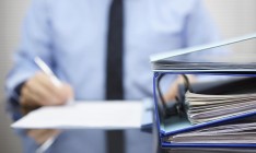 Гройсман предложил Раде обеспечить право на пенсию для осужденных