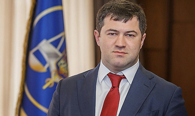 Суд арестовал мобильный и паспорт Насирова