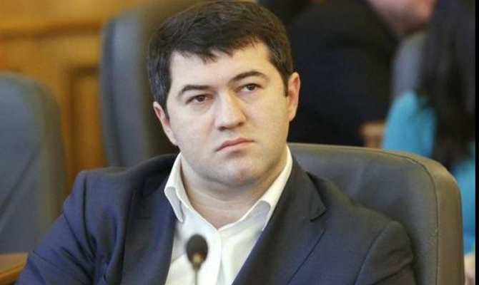 Насиров говорит в суде, что его отстранили незаконно