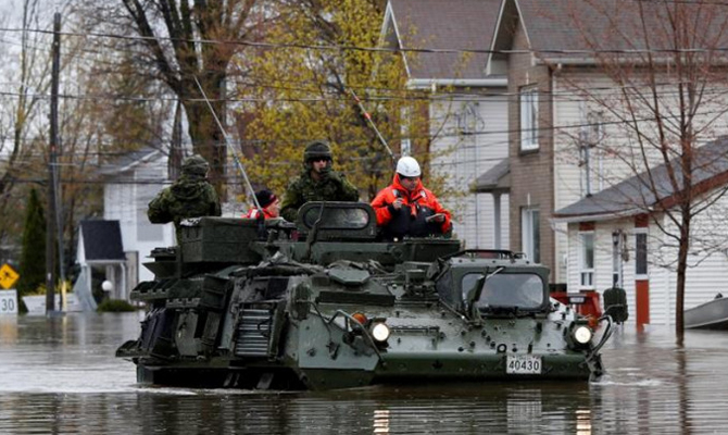 В канадском Монреале объявили чрезвычайное положение