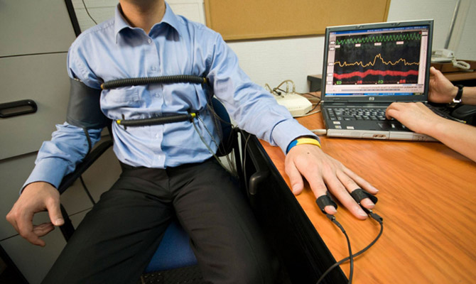 Руководство Госбюро расследований «пропустят» через полиграф