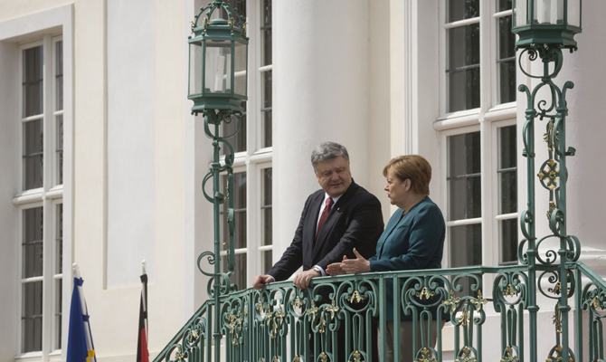 Порошенко надеется на поддержку Украины странами G7