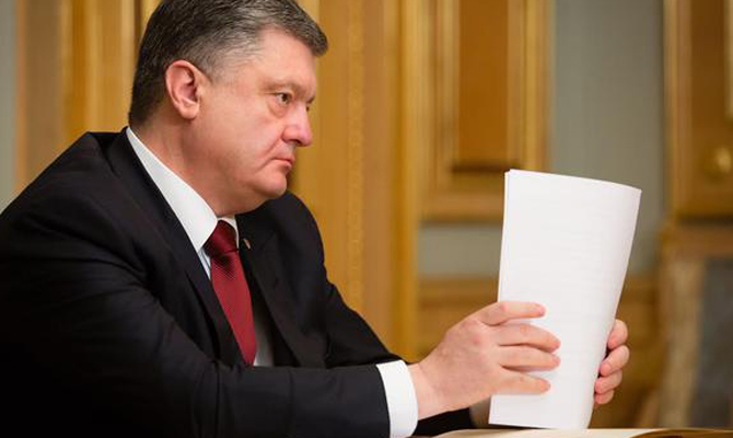 Президент наградил 129 военных, 20 из них - посмертно