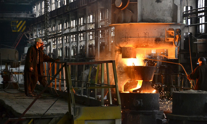 Украина сократила выплавку стали более чем на четверть