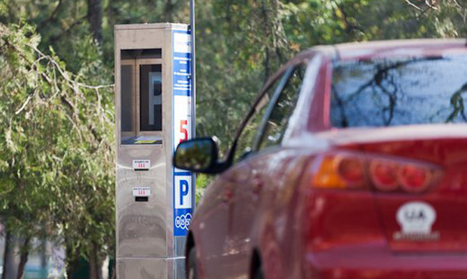 СБУ задержала на взятке чиновников «Одессатранспарксервис»