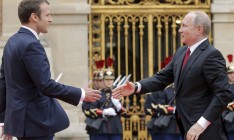 Путин и Макрон в Версале обсудили пути деэскалации конфликта на Донбассе