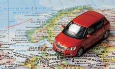 Порошенко поручил Кабмину решить вопрос ввоза автомобилей на иностранных номерах