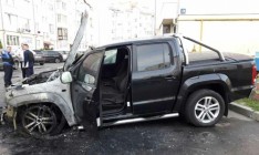 В Луцке подожгли автомобиль, принадлежащий семье нардепа