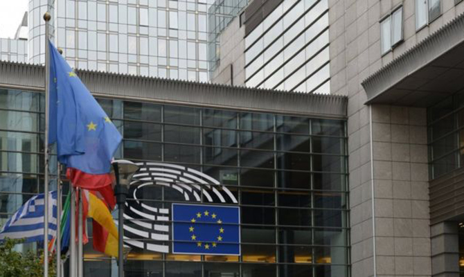 Представительство ЕС призвало Украину ускорить создание антикоррупционного суда