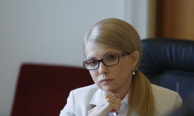 Тимошенко призывает парламент объединиться против убийственных реформ власти