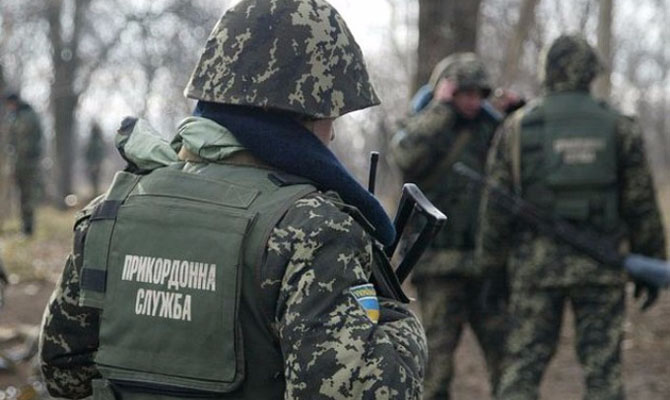 Пограничникам в зоне АТО повысили зарплаты до 7,5 тыс. грн
