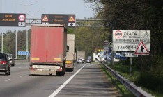 Киев ограничит движение грузового транспорта из-за жары