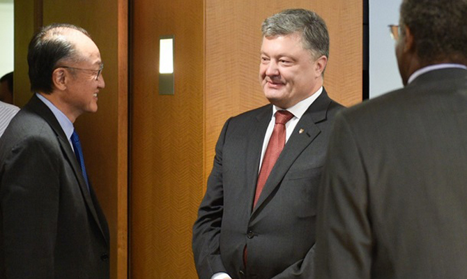 Порошенко обсудил с главой ВБ привлечение инвестиций в Украину
