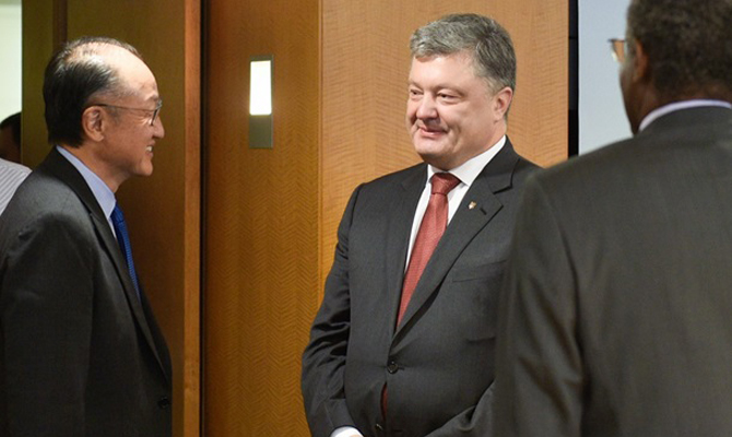 Порошенко обсудил с главой ВБ привлечение инвестиций в Украину