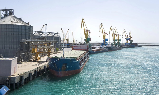 Американские компании хотят развивать речной флот в Украине
