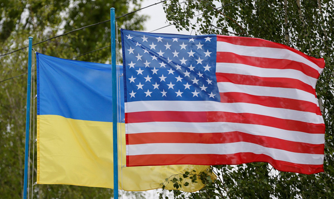 Комитет Сената США одобрил поставки летального оружия Украине