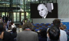 В Европарламенте прощаются с экс-канцлером ФРГ Колем