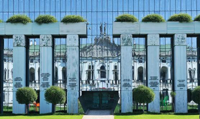 Президент Польши ветировал скандальный закон о Верховном суде