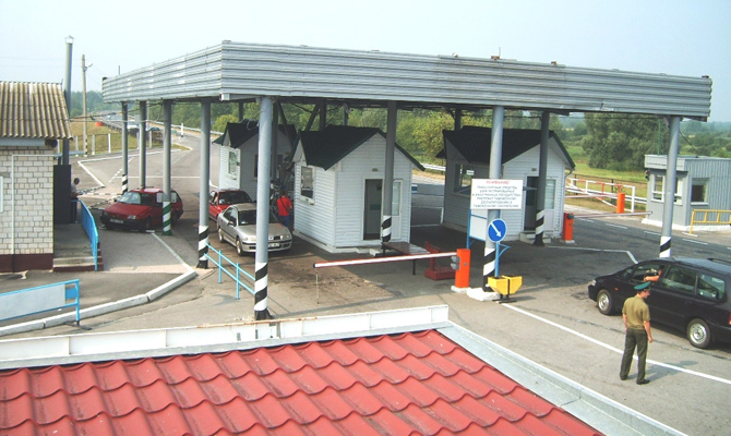 Пункт пропуска на границе Белоруссии с Украиной закрыт