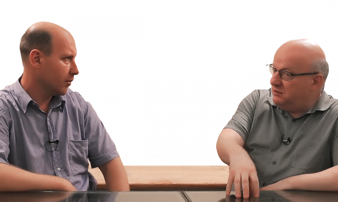 В этом выпуске «Ответы на вопросы» Дмитрий Джангиров отвечает на вопросы зрителей, озвученные блогером Русланом Бизяевым