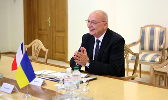 Чехия готова поставлять Украине военную технику, - посол