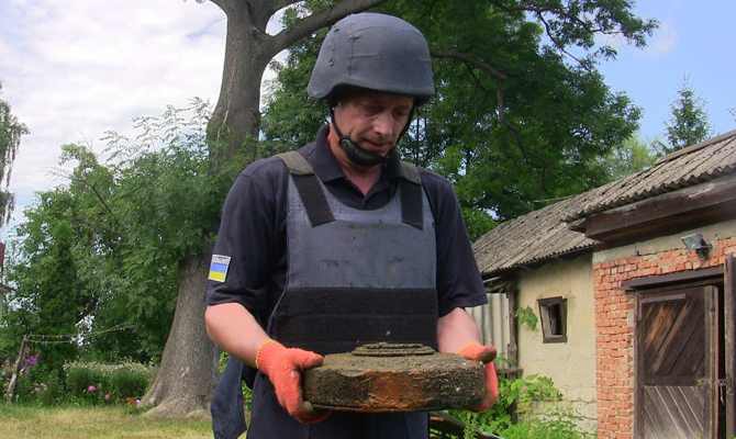 С начала года в Украине изъято и уничтожено 185 авиабомб, - ГосЧС