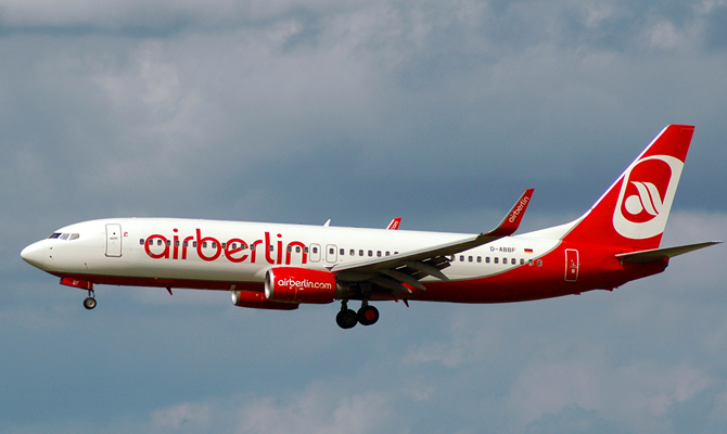 Вторая крупнейшая немецкая авиакомпания объявила о банкротстве