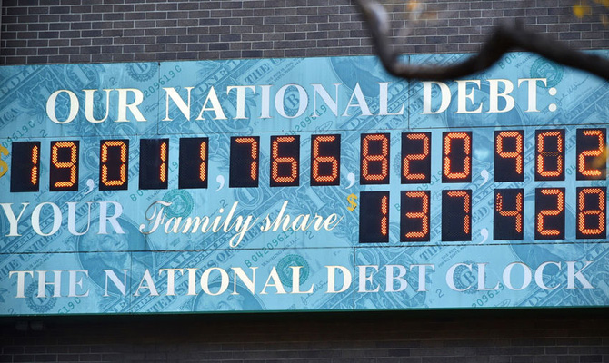 Китай вновь стал крупнейшим держателем госдолга США