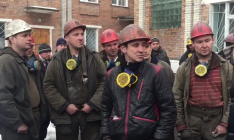 Гройсман распорядился выплатить долги шахтерам