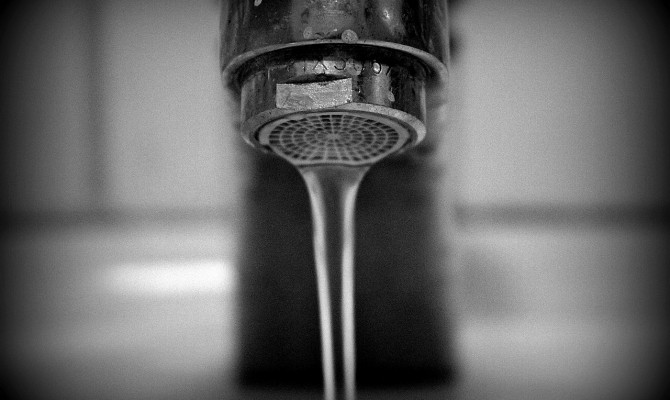 ООН: Десятки тысяч жителей Донбасса не имеют доступа к питьевой воде