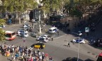 В Барселоне фургон въехал в толпу людей, есть пострадавшие