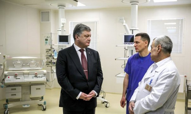 Сельская медицина дополнительно получит 4 млрд, - Порошенко