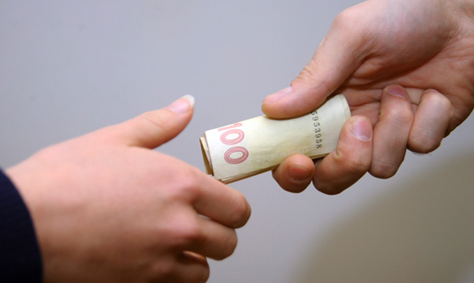 СБУ в Ровно задержала на взятке декана одного из университетов