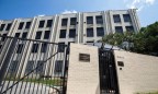 США установили контроль над тремя дипмиссиями РФ