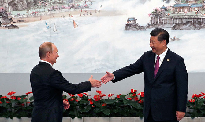 БРИКС: будущее без доллара