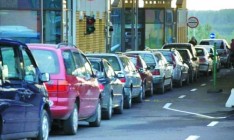 ГФС назвала количество незаконных автомобилей на еврономерах в Украине