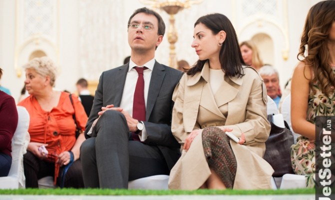 Министр Омелян заказал себе Майбах, - СМИ