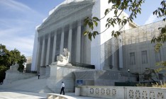 Верховный суд США снял ограничения с миграционного указа Трампа